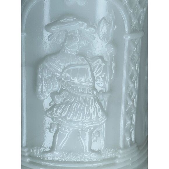 Vintage 1910 Westmoreland Milk Glass Stein Troubadour Pattern - Picture 10 of 11